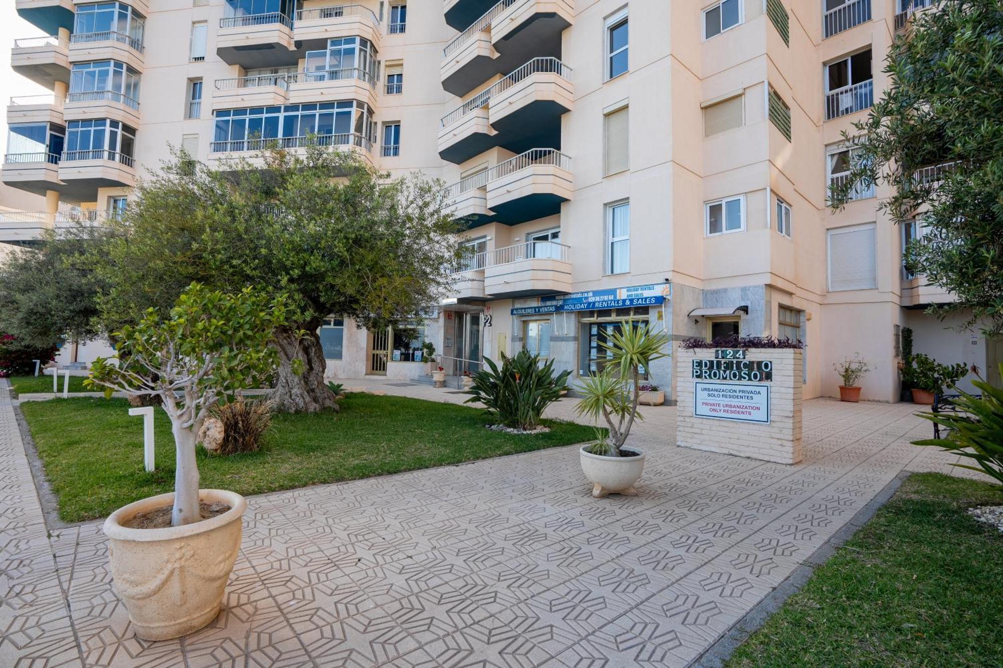 Vistas Al Mar En Fuengirola Parkig Gratuitoアパートメント エクステリア 写真